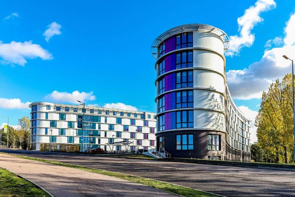 ESSEX STUDENT ACCOMMODATION_RESIDENTIAL_BRISE SOLEIL_ESSEX_5STAR (1)
