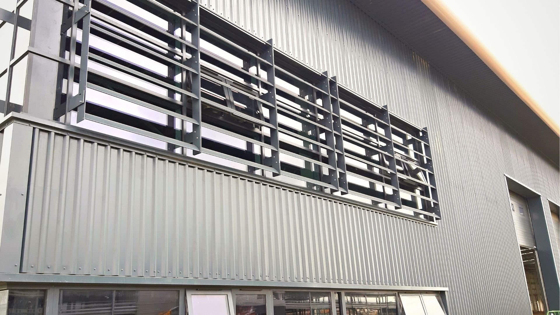 aurora brise soleil dirft prologis header image