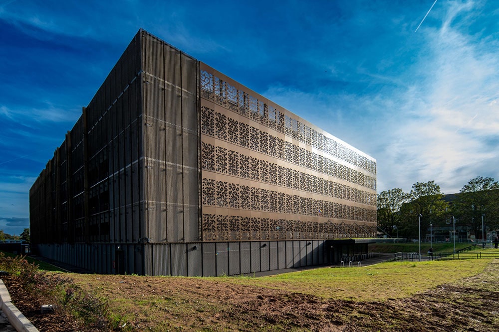 Maple installs panel façade for North Manchester General Hospital