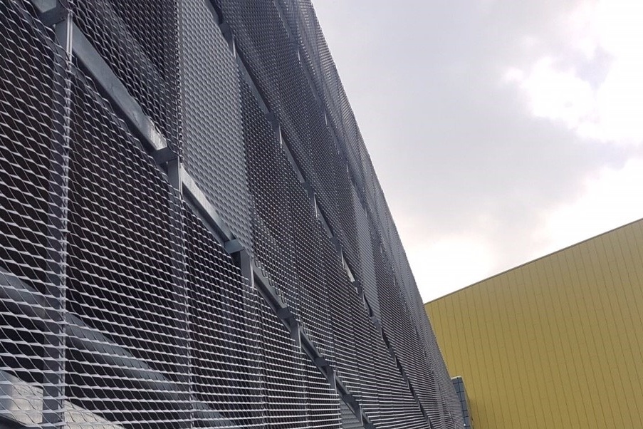 expanded mesh fabric