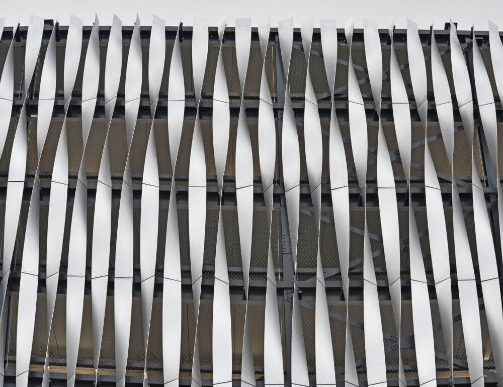 EX17376_4237_VICTORIA GATE MSCP__CAR PARK_ARCHITECTURAL FACADE_LEEDS_4STAR (18).jpg