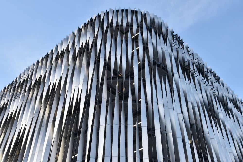 twisted fin façade Victoria Gate MSCP-min twisted fin façade Victoria Gate MSCP-min